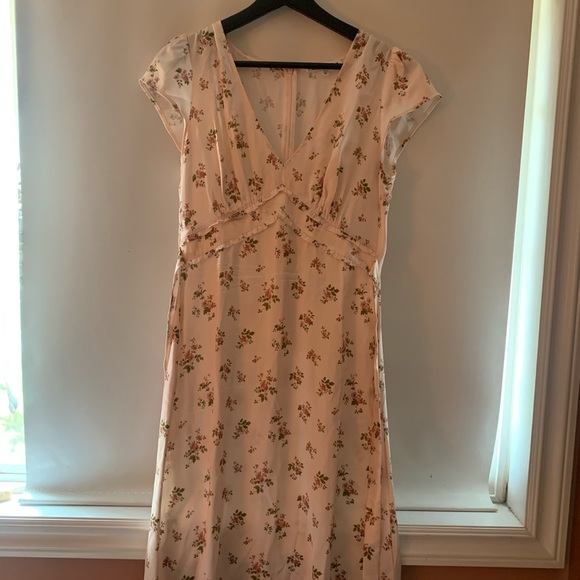 Reformation Kaye Silk Dress in Audrey Sz4 - Picture 2 of 5
